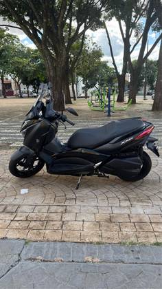 YAMAHA XMAX ABS 
